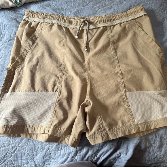 Nike ACG Shorts Mens  Large Khaki Mesh Lined Hiking Casual Outdoor Utility* - Picture 8 of 9